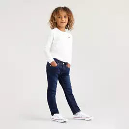 Levis slim taper hydra