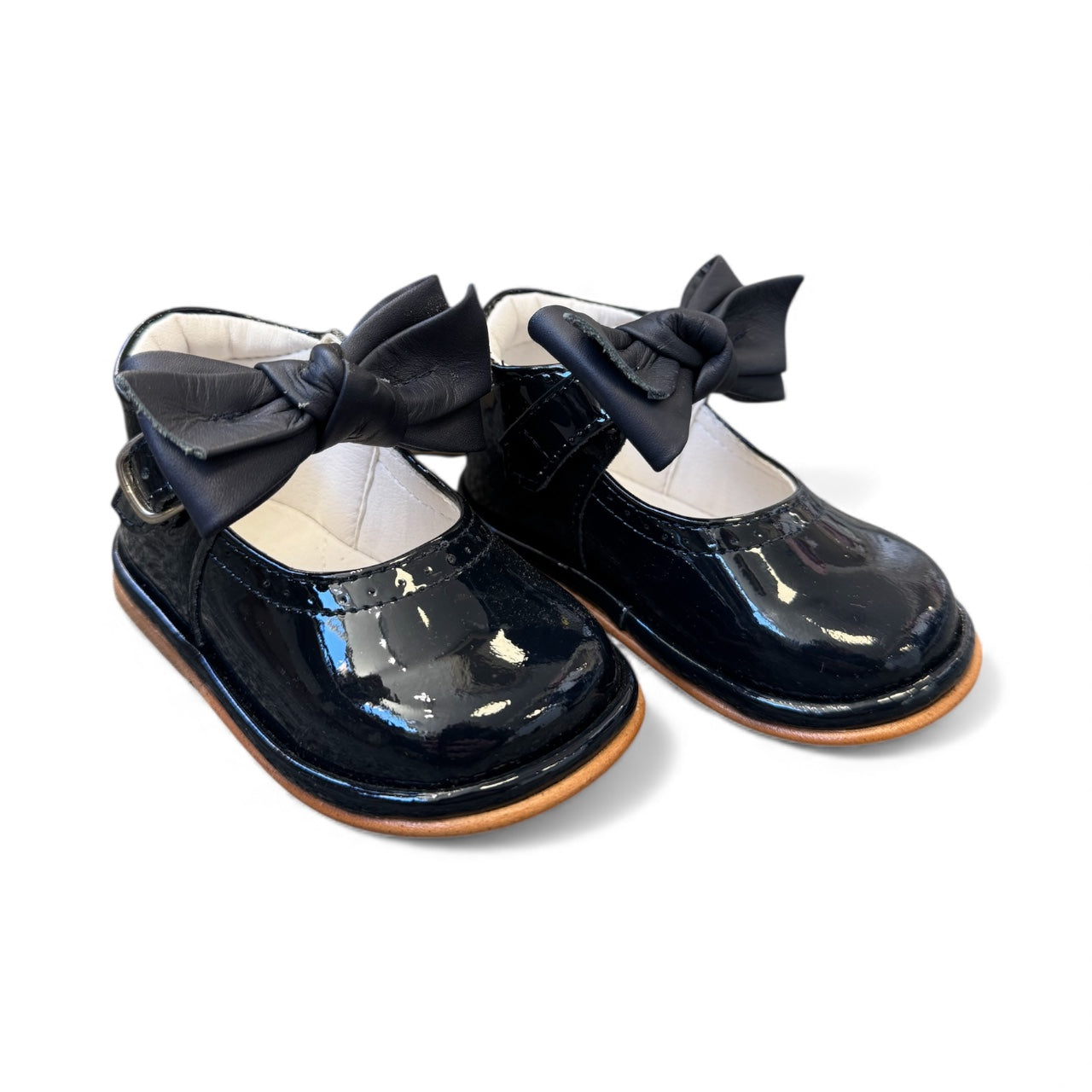 Borboleta navy shoes