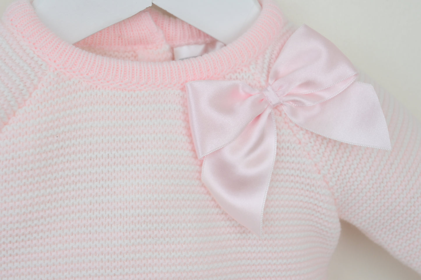 Pex pink bow outfit