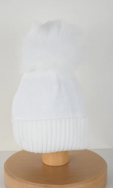 Pompom hat