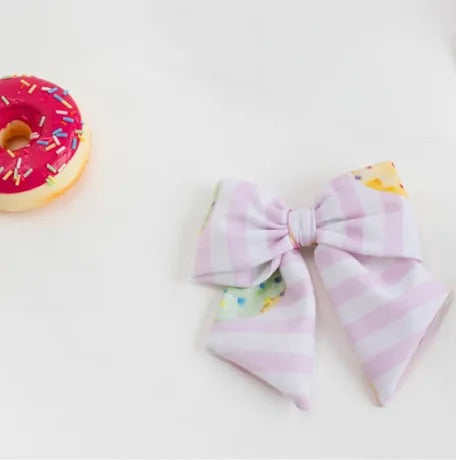 Meia Pata doughnut scrunchie